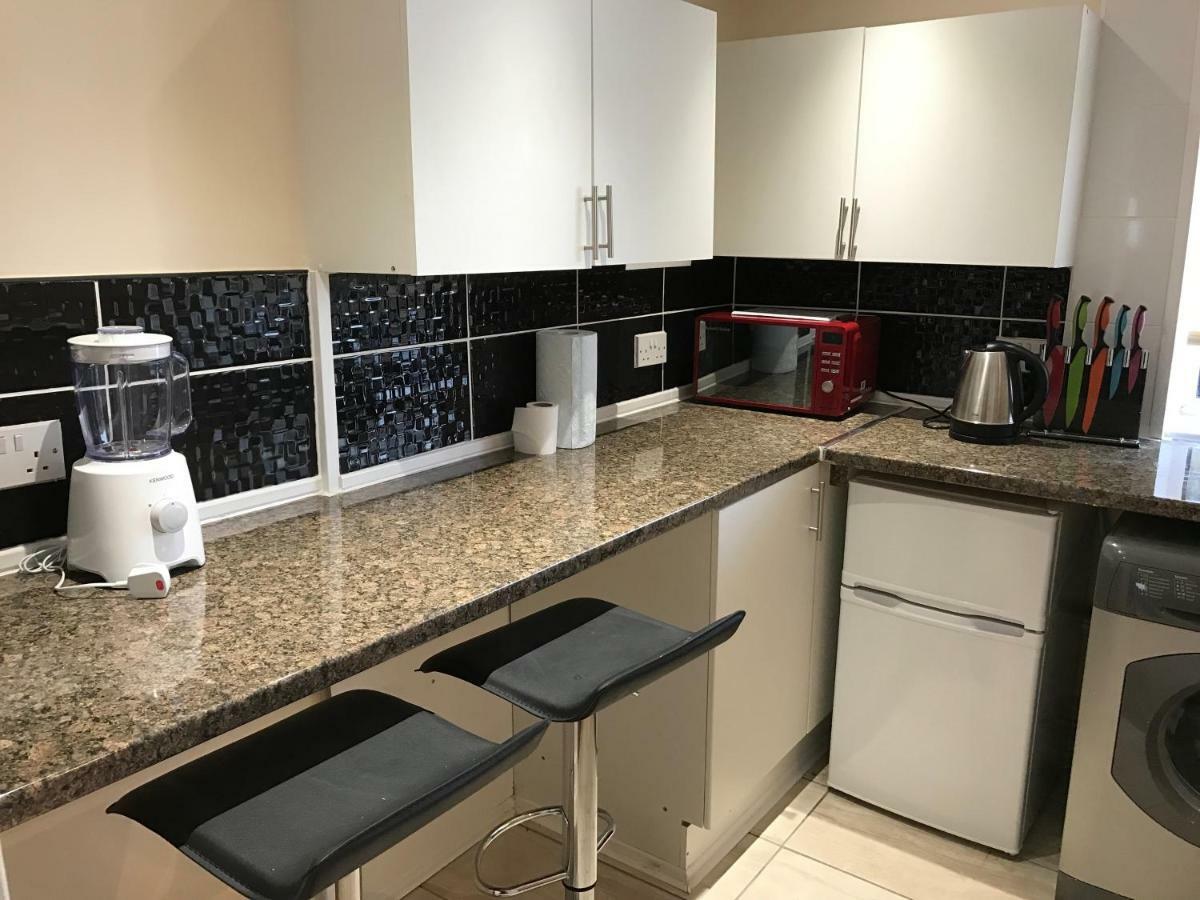 Rosewood Lodgings Special Offer For Student On Long Stay Manchester Exterior photo